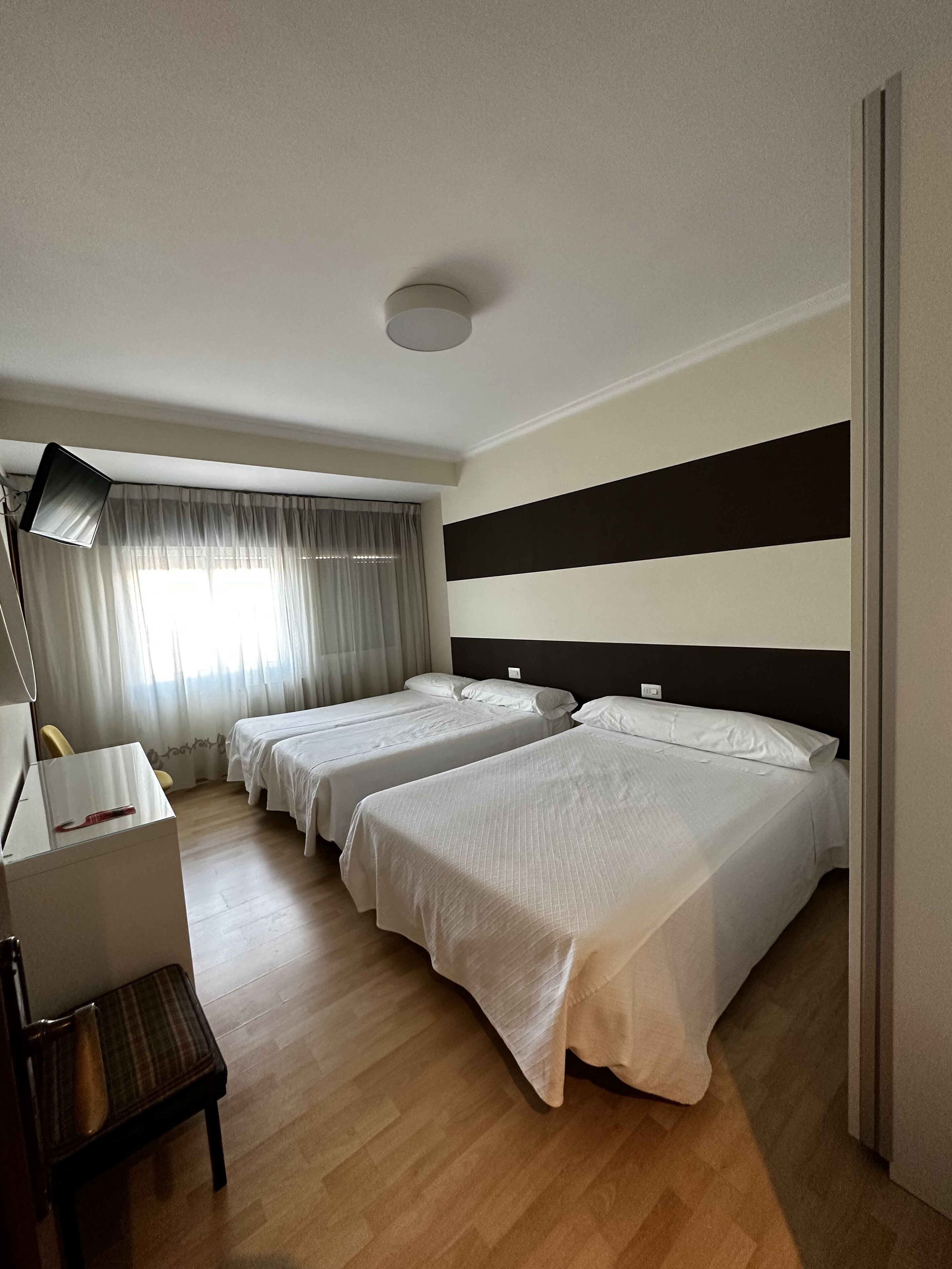 Standard Quadruple Room | Desk, free WiFi, bed sheets