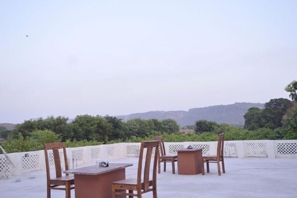 International cuisine - V Resorts Ranthambore Vinayak (Sawai Madhopur)