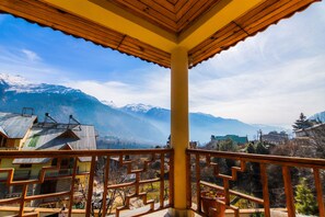 Luxury Cottage | Balcony - V Resorts Kalinga Premium Villa Manali (Manali)