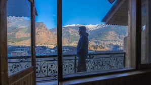 Deluxe Room | Balcony - V Resorts New Kalinga Cottage Manali (Manali)