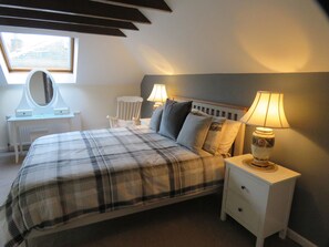 Saddlery Cottage 2 Bedrooms | Individually decorated, individually furnished, iron/ironing board - Harleyburn Cottages (Melrose)