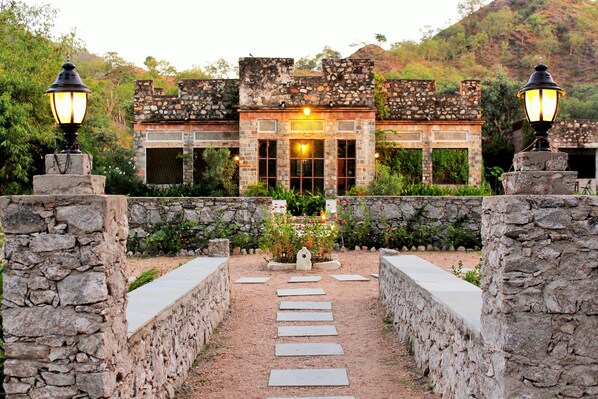Front of property - Ghanerao Jungle Lodge (Desuri)