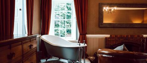 Deluxe Double Room | Premium bedding, individually decorated, individually furnished