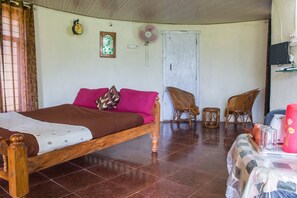 Economy Cottage, 1 Bedroom - Yedamakky Plantations Coorg (Virajpet)