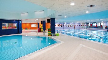 Exercise/lap pool
