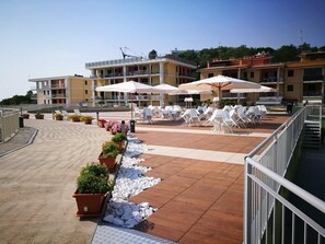 Ristorazione all'aperto