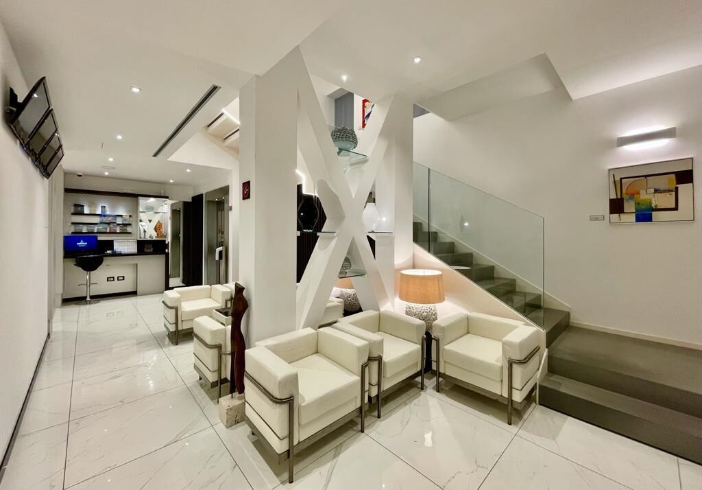 Foto - Monaco Suites Hotel