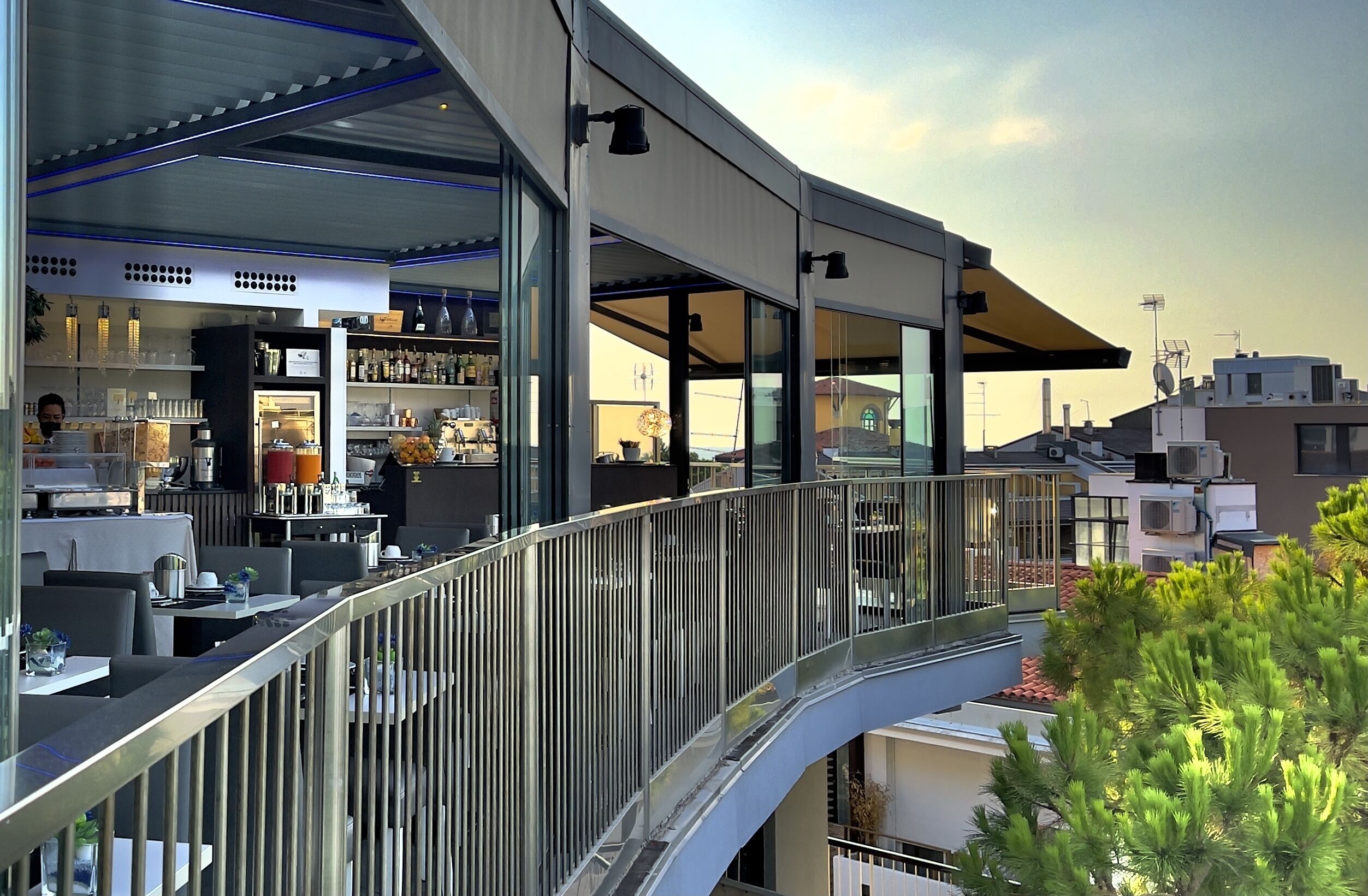 Foto - Monaco Suites Hotel