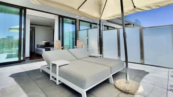 1 Schlafzimmer, hochwertige Bettwaren, Daunenbettdecken