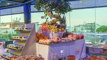 ๋งค์ผ ์ ๋ฝ์ ๋ฌด๋ฃ ์์นจ ์์ฌ ํฌํจ