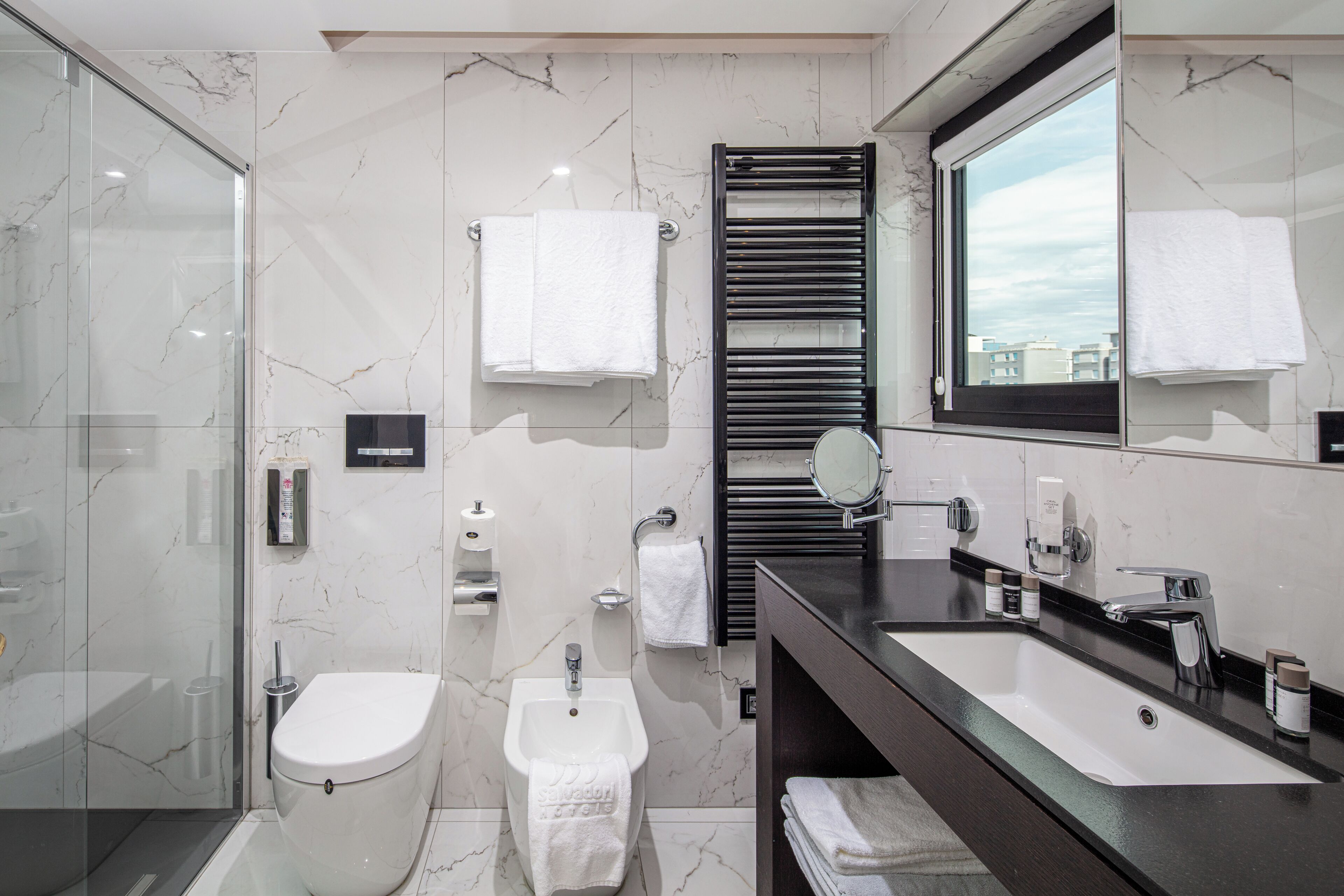 Foto - Monaco Suites Hotel