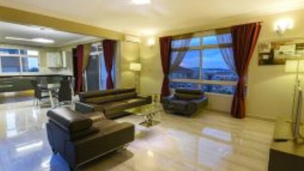 Living area - Moyo Close Apartments (Kampala)