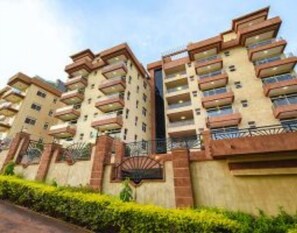 Exterior - Moyo Close Apartments (Kampala)