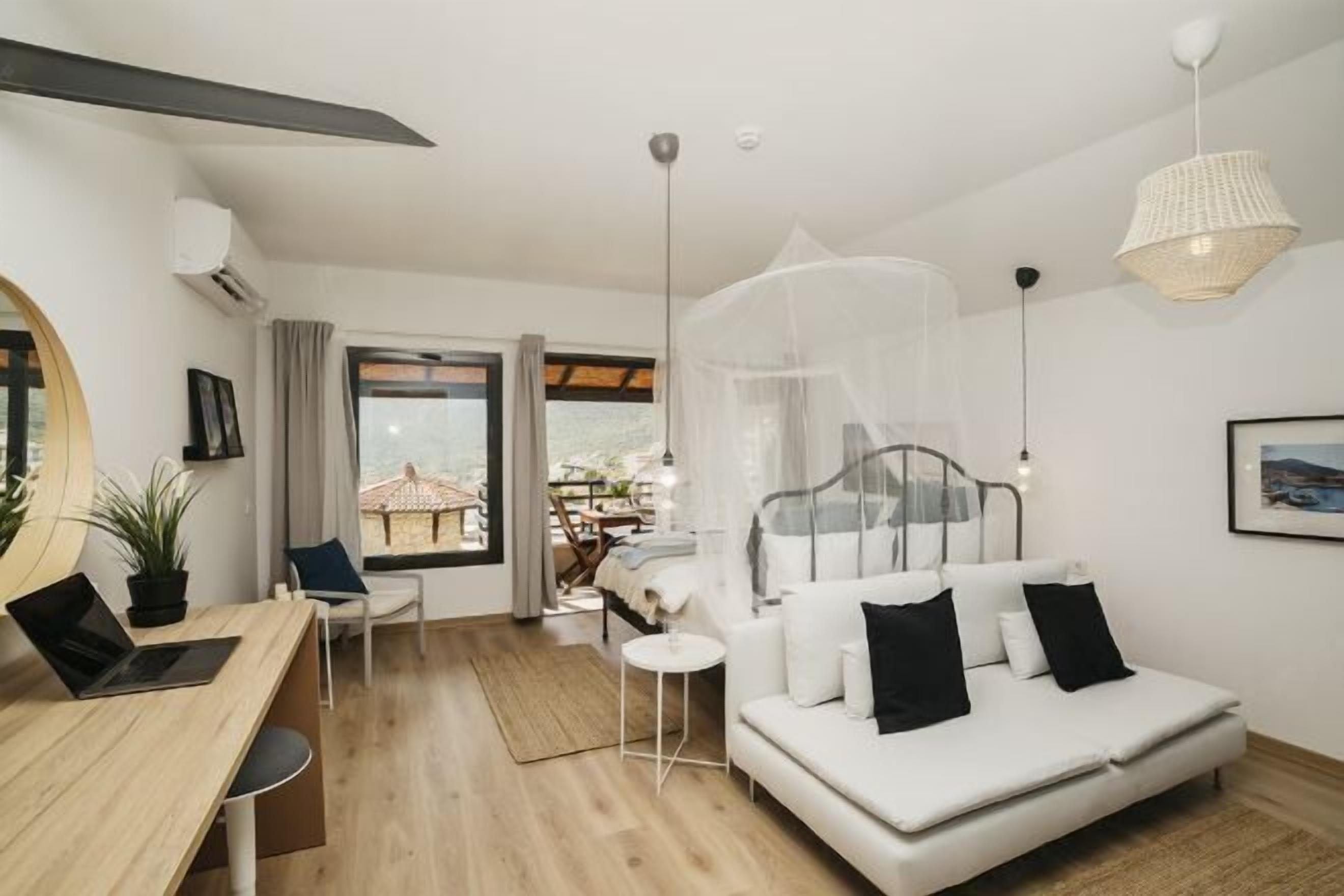 Literie de qualité supérieure, coffres-forts dans les chambres