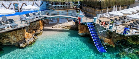 Private beach nearby, white sand, free beach shuttle, sun loungers