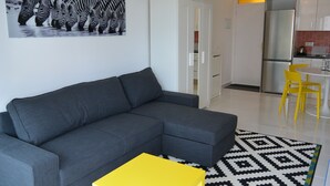 Comfort Apartment | Living room | Flat-screen TV - Las Americas Troya (Arona)