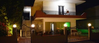 Galotel Agnoudas near Airport