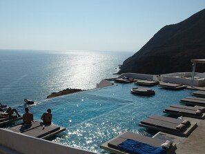 Exterior - Golden Beach Resort Anafi (Anafi)