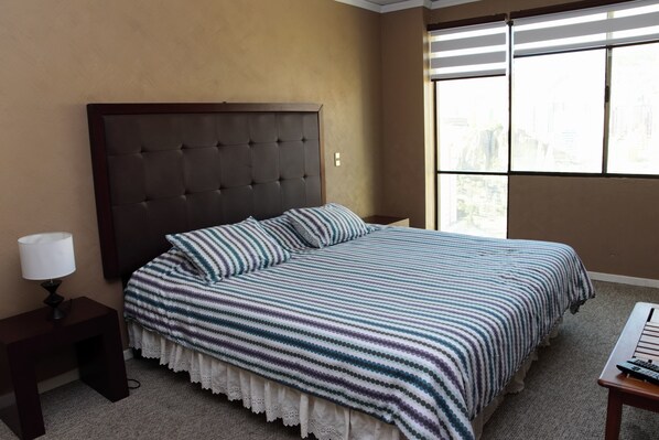 Apartment, 2 Bedrooms | 2 bedrooms, premium bedding, iron/ironing board, free cribs/infant beds - HB 6 de Agosto (La Paz)