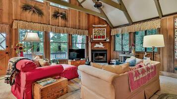 Family Chalet, 3 Bedrooms | Living area | Flat-screen TV, fireplace, ping pong