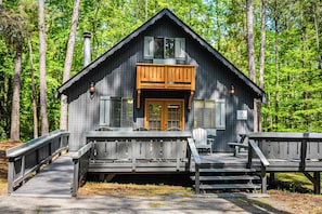 Chalet familial, 3 chambres (C68) | Décor unique, ameublement unique, fer et planche à repasser