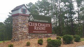 Front of property - Pine Mountain Club Chalets Resort (Pine Mountain)
