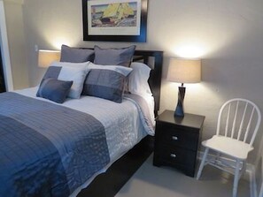 Bungalow, Courtyard Area | Room amenity