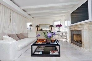 TV - Arancio Terrace Loft (Rome)