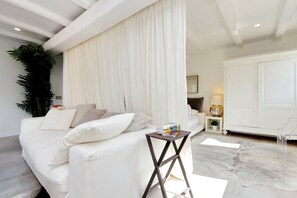 独立别墅, 城市景观 (Arancio Terrace Loft) | 起居区 | 电视