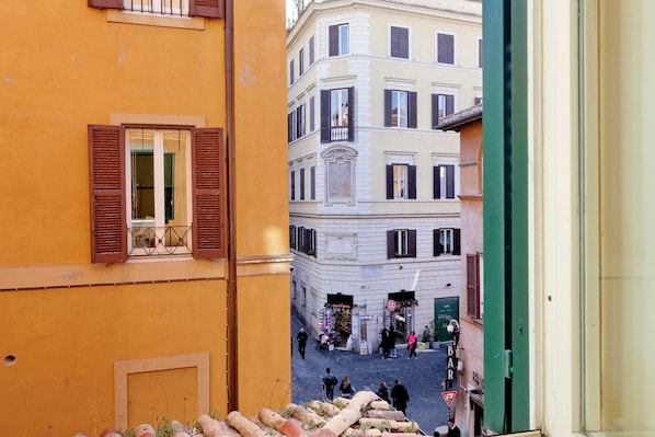 House, Multiple Beds, City View (Trevi Charming Apartment) | View from room