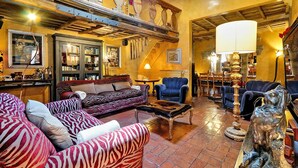 Lounge lobi