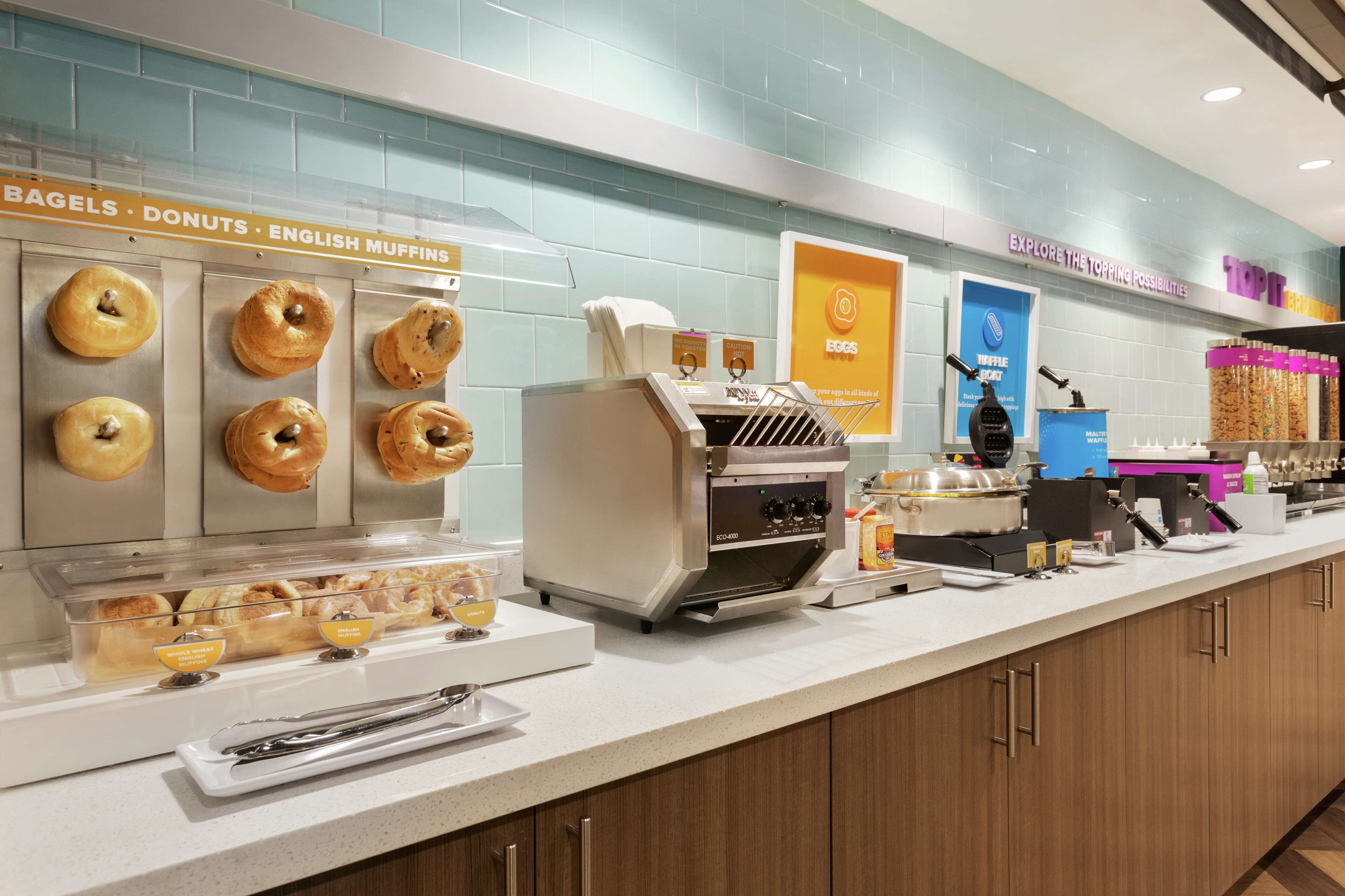 free daily continental breakfast