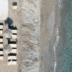 Private beach, sun-loungers, beach umbrellas, beach towels