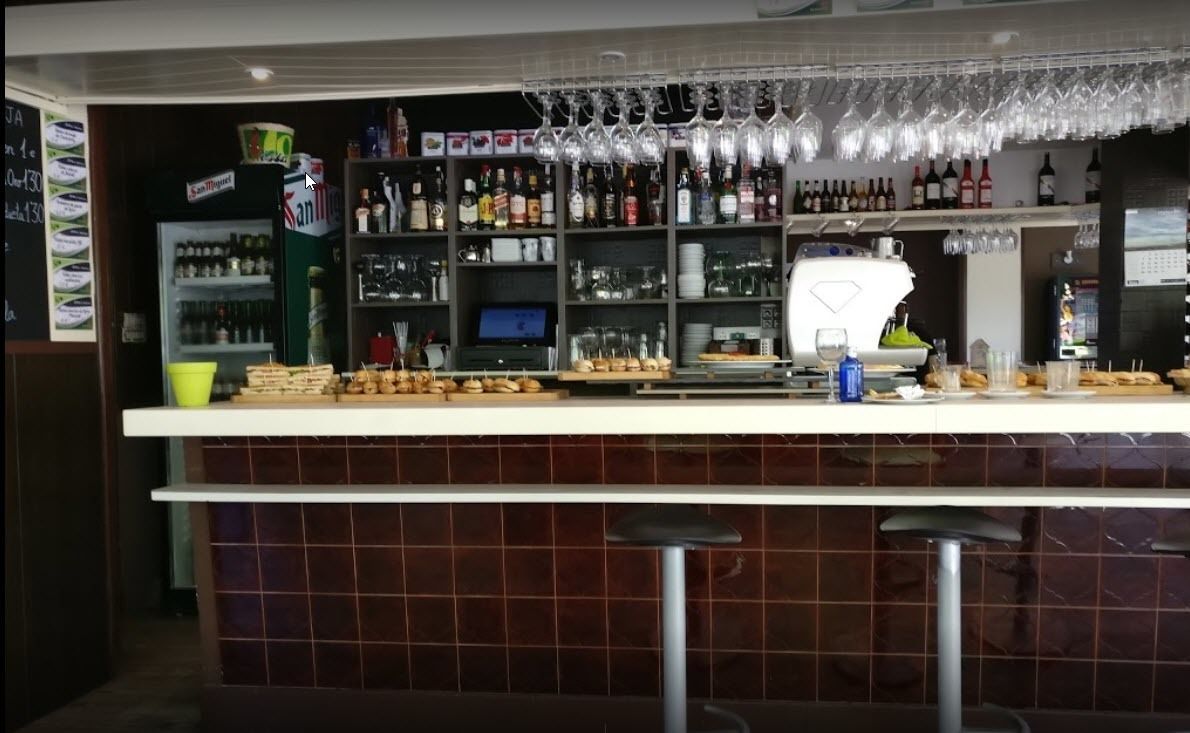 Bar (in der Unterkunft)