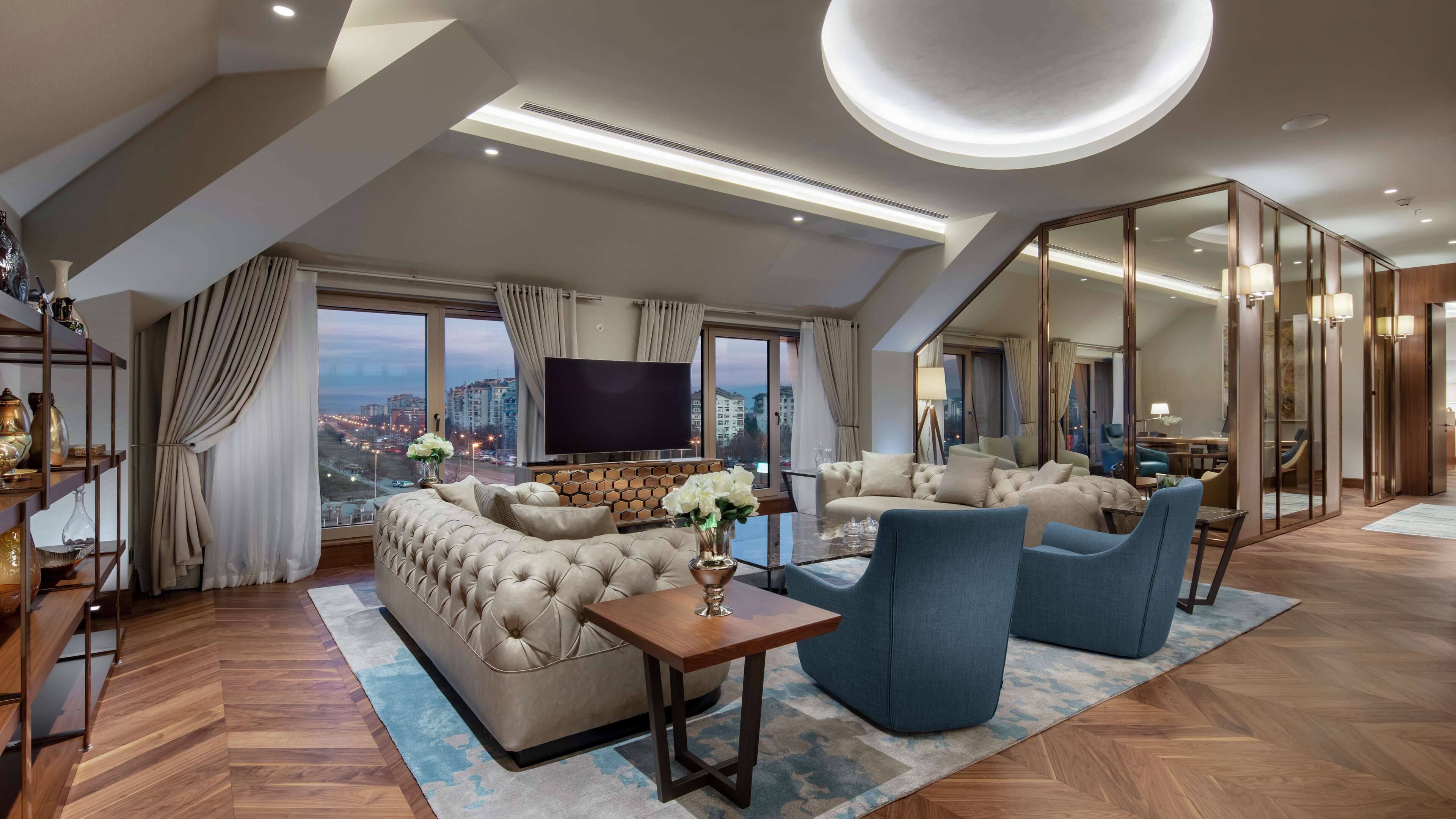 presidential suite, 1 king bed | 1 bedroom, hypo-allergenic bedding, minibar, in-room safe