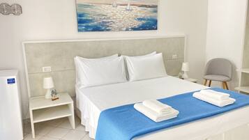 Basic Double or Twin Room | 1 bedroom, Egyptian cotton sheets, premium bedding, memory-foam beds