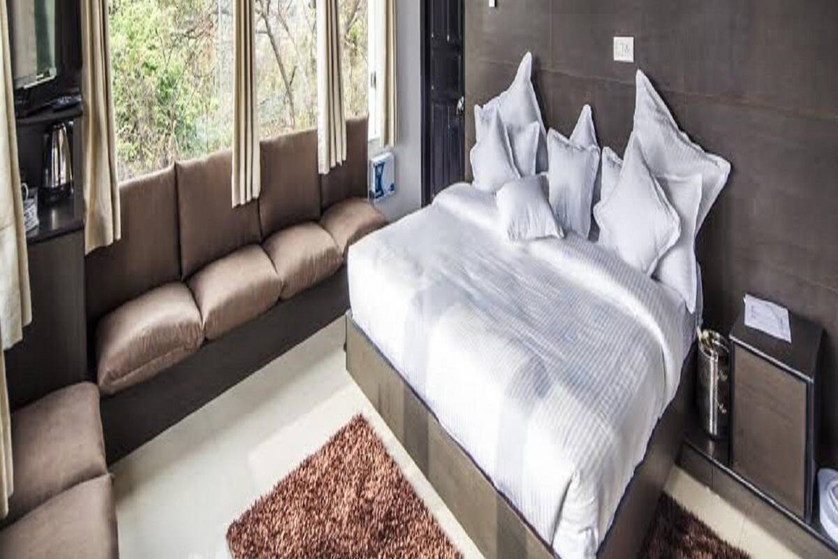 Rollaway beds, free WiFi