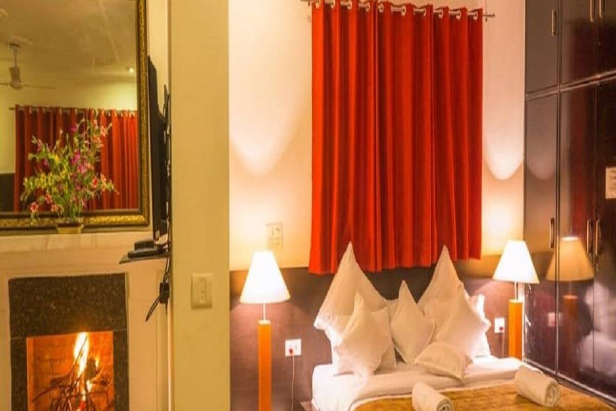 Rollaway beds, free WiFi