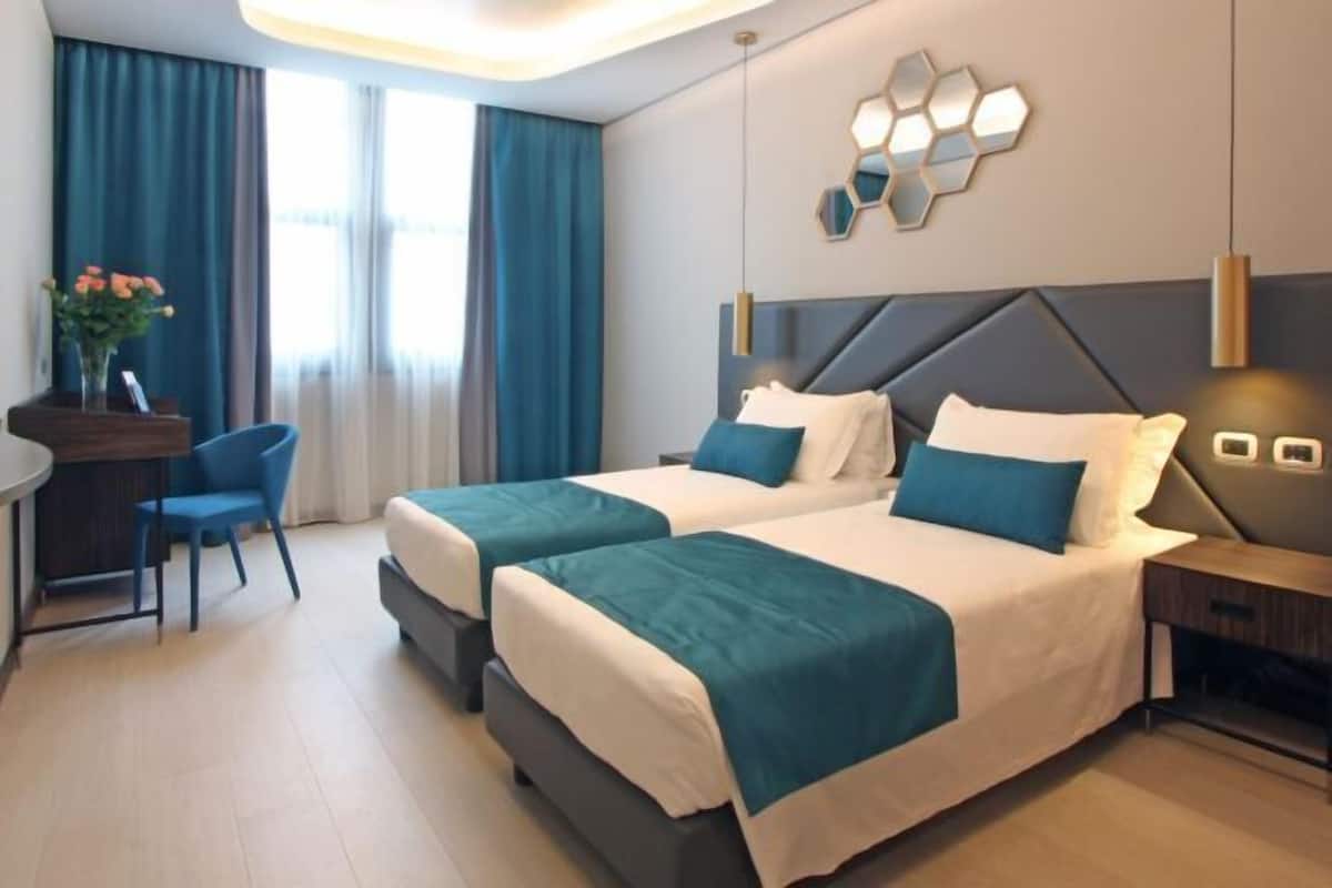 Minibar, in-room safe, desk, soundproofing