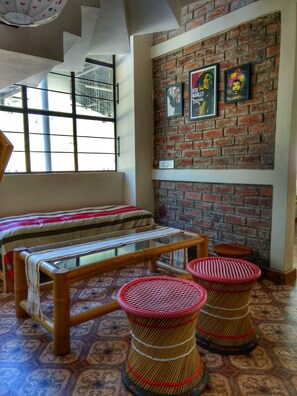 Interior detail - V Resorts Sha Ri Loum Homestay Shillong (Shillong)