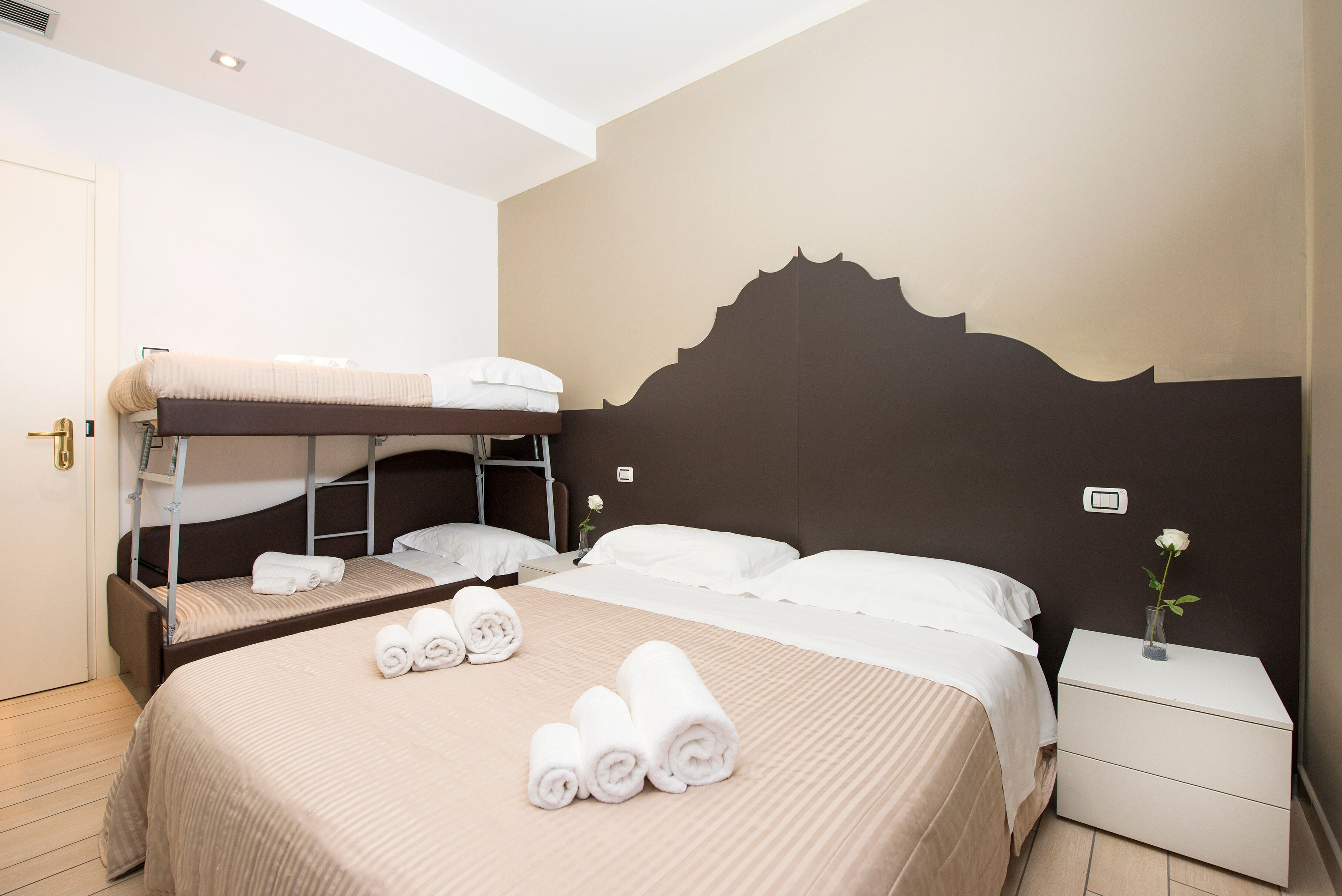 minibar, in-room safe, desk, blackout curtains