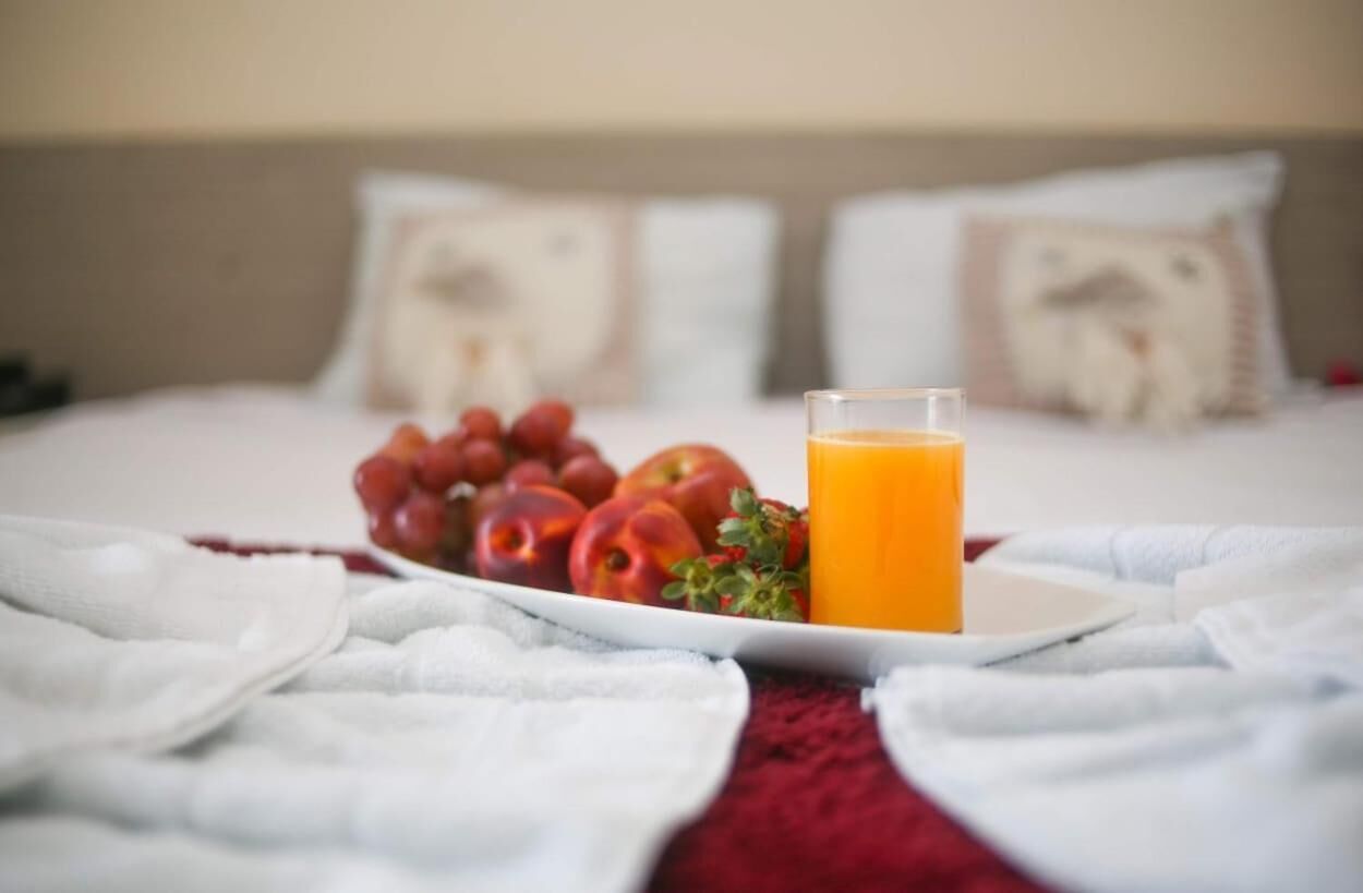 minibar, iron/ironing board, free wifi, bed sheets