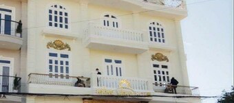 Nang Vang Hotel