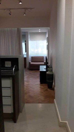 Apartment | Living area | Flat-screen TV - Apartamento Loft Ipanema Beach (Rio de Janeiro)
