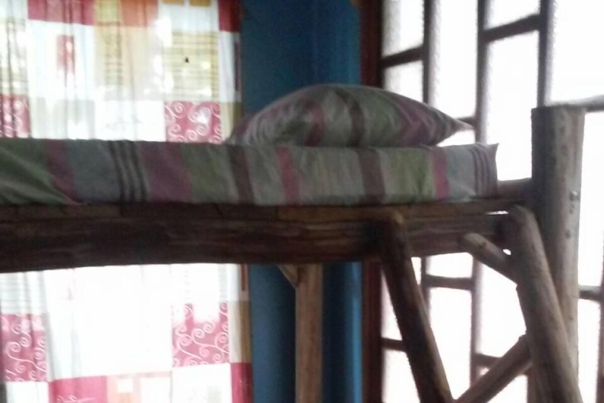 Tabla de planchar con plancha y wifi gratis