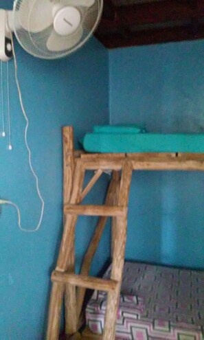 Tabla de planchar con plancha y wifi gratis