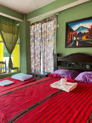 Bureau, Wi-Fi gratuit, draps fournis