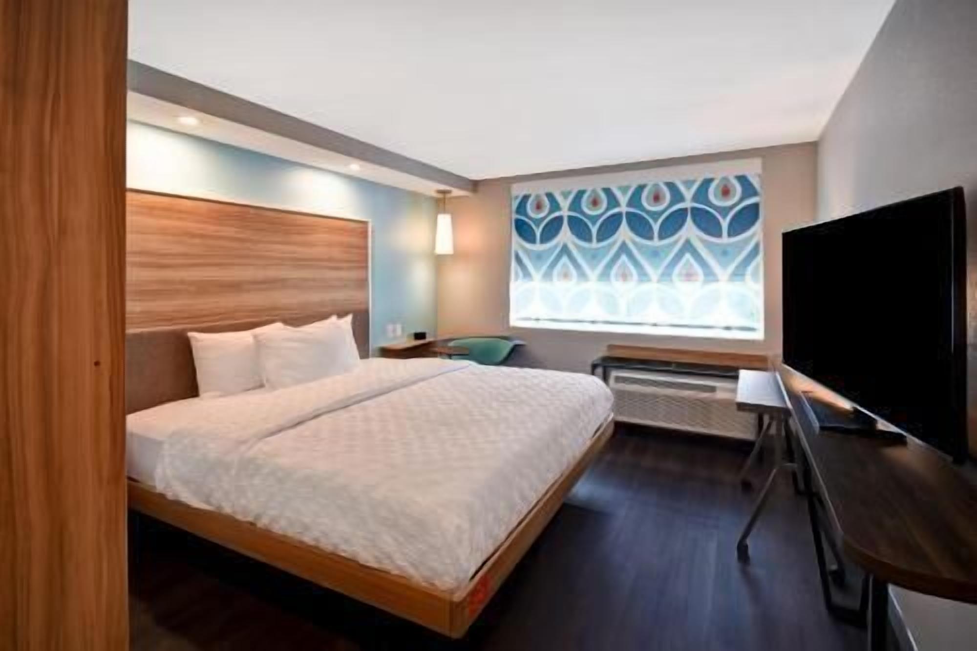 In-room safe, desk, blackout drapes, iron/ironing board