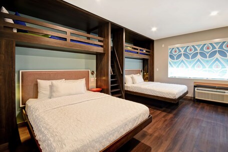 Tru by Hilton Pigeon Forge, TN - Image 3