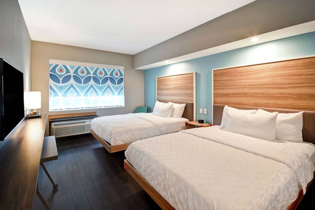In-room safe, desk, blackout drapes, iron/ironing board